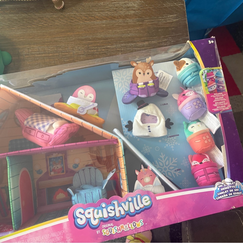 Squishville Winter chalet Playset